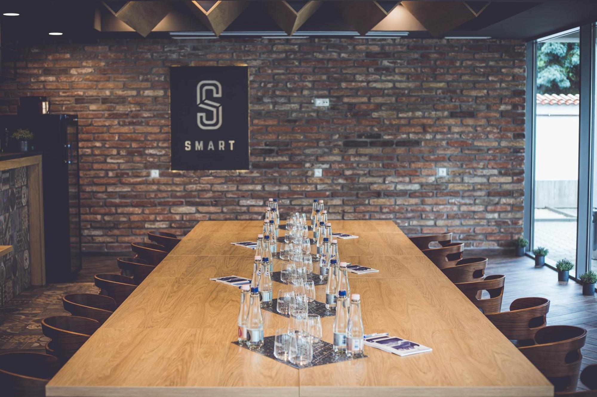 Smart Htl 호텔 Korosladany 외부 사진